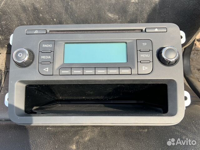Авто магнитола Skoda Rapid новая