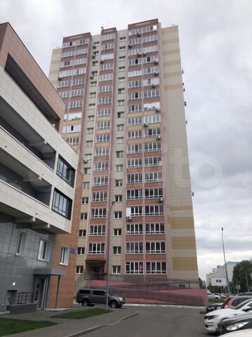 2-к. квартира, 60 м², 4/18 эт.