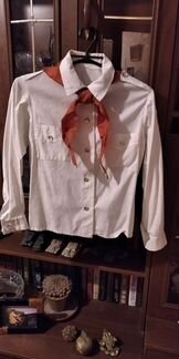 Рубашка пионерская с пионерским галстуком