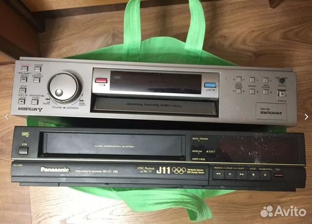 Видеомагнитофон sony