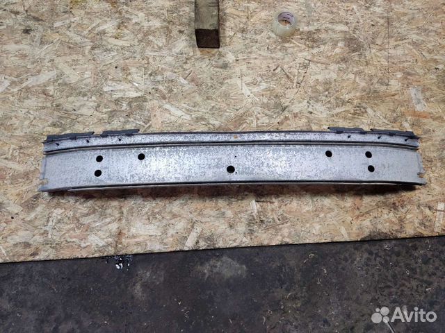 Усилитель переднего бампера, Volvo 960