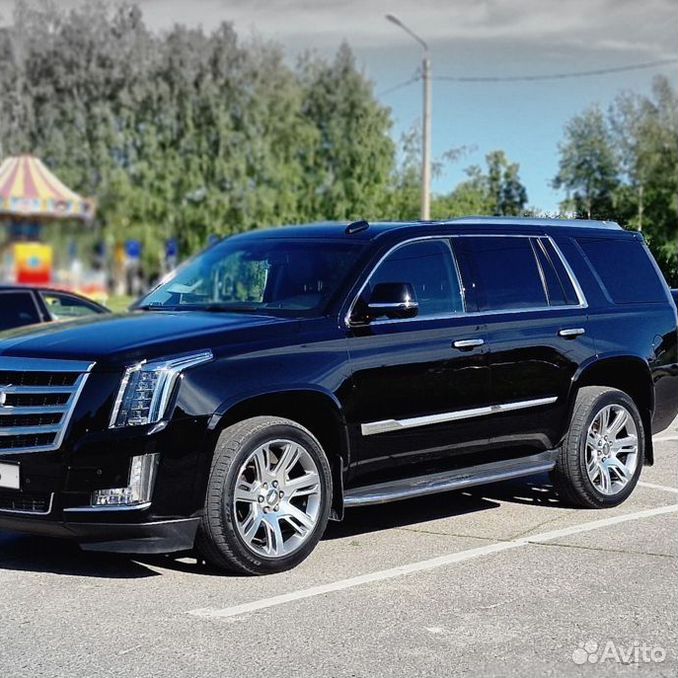 Cadillac Escalade 2016 черный платинум