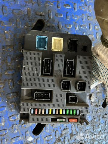 BSI блок предохранителей Citroen C4 1.6