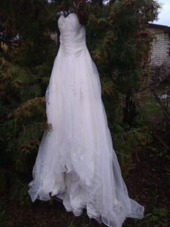 Платье свадебное