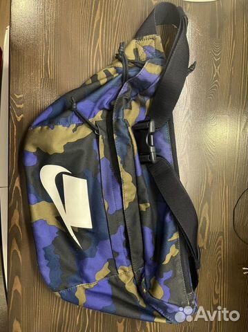 Сумка Nike кросс-боди