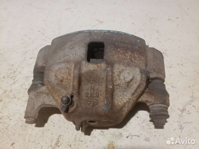 Суппорт передний левый Hyundai Getz