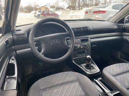 Audi A4, 1996