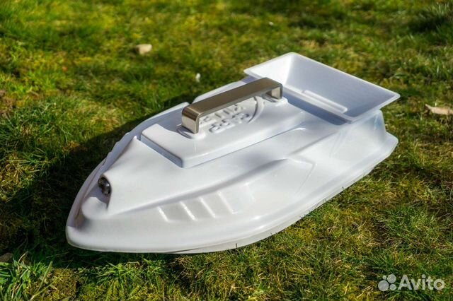 Прикормочный кораблик