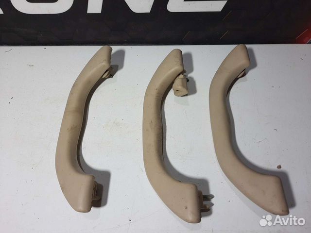 Ручка внутренняя потолочная Volkswagen Passat B5