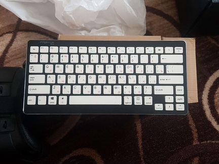 Bluetooth клавиатура