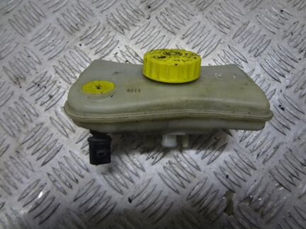 Бачок тормозной жидкости пассат ауди