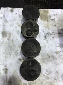 Поршни bobcat,Кубота v2203 б.у 87.50