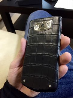 Vertu Constellation V croco в идеале