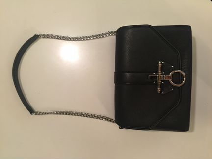 Givenchy новая оригинал