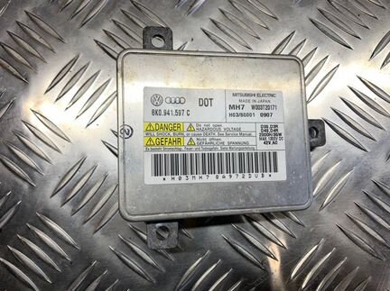 Блок розжига ксенона Audi A8 D4/4H 2012г