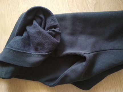 Толстовка / свитшот на7-8 лет с новогодним динозав