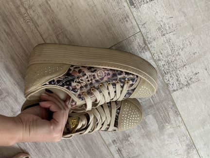 Кеды кроссовки guess