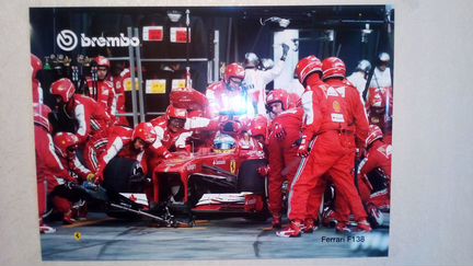 Плакат Ф-1 Ferrari F138 новый (70х50см)