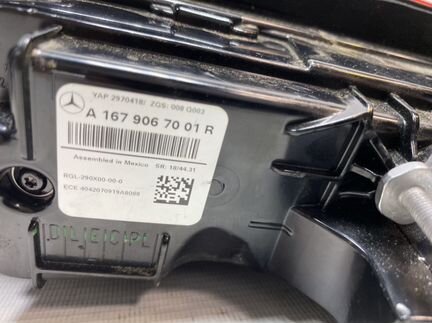 Фонарь правый в крышку багажника Mercedes X167 GLS