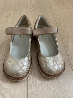 Туфли для девочки