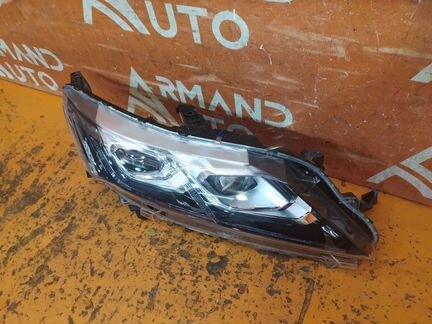 Фара правая Mitsubishi Eclipse Cross 1 2017-Нв