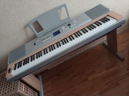 Электронное пианино yamaha DGX-620