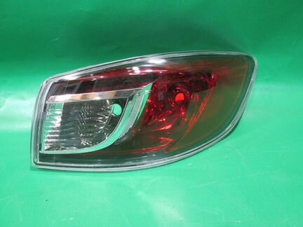 Фонарь наружный правый Мазда 3 BL рест, 2011-2013