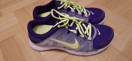 Кроссовки женские nike 40 размера
