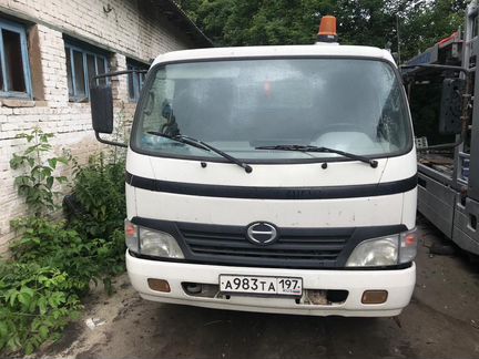 Эвакуатор Hino