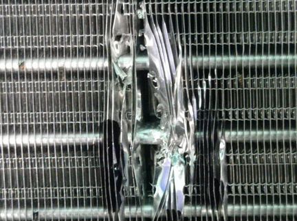 Радиатор двигателя Mercedes Sprinter W906 2006