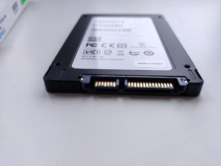 SSD 64 GB 6GB/s