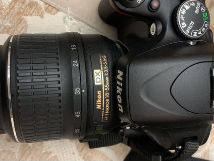 Зеркальный фотоаппарат