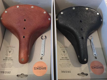 Седло велосипедное Brooks B67, новое, чёрное