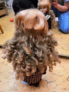 Фарфоровая Кукла