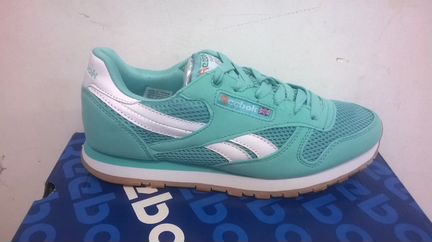 Кроссовки женские Reebok Classic