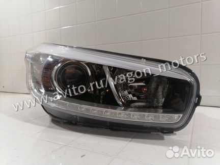 Фара галоген передняя правая Kia Ceed 2 JD