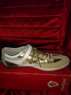 Кроссовки Camelot