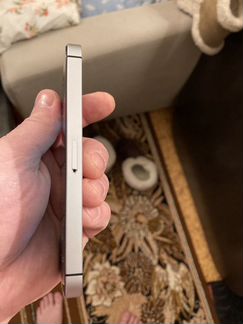 Телефон iPhone se