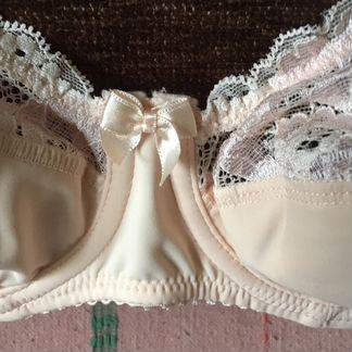 Бюстгальтер