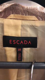 Костюм Escada