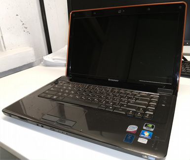 Ноутбук lenovo Y550