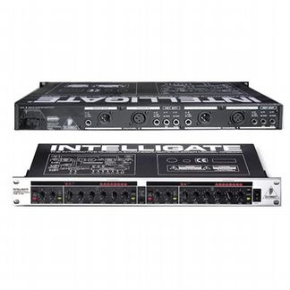 Behringer XR 2000