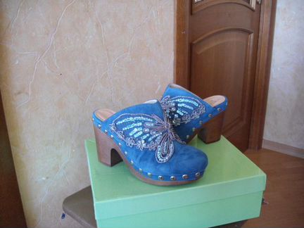 Продаю новые сабо