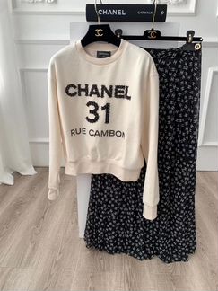 Свитер Chanel
