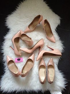 Бежевые туфли Christian Louboutin 38.39