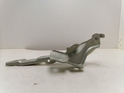 Петля капота передняя левая Renault Arkana 1