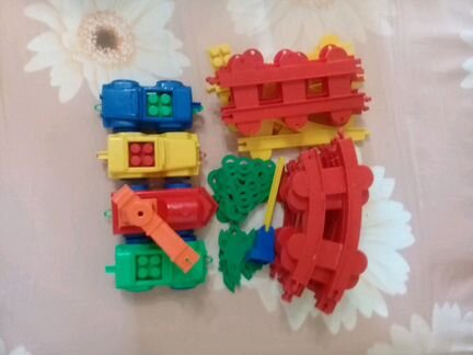 Игрушки, санки, автокресло