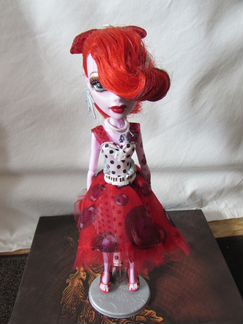 Monster High Оперетта смертельно прекрасный горох