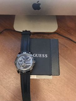 Часы Guess