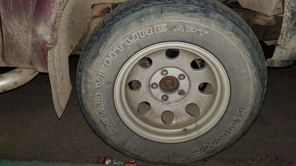 Kumho Road Venture APT KL51 R17